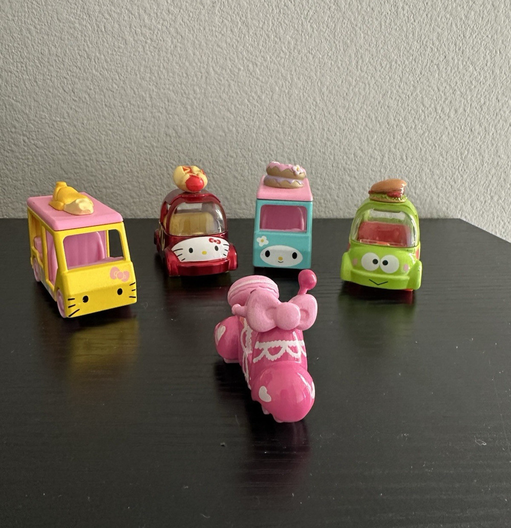 Hello Kitty, My Melody, Keroppi Mini Food Truck Figures